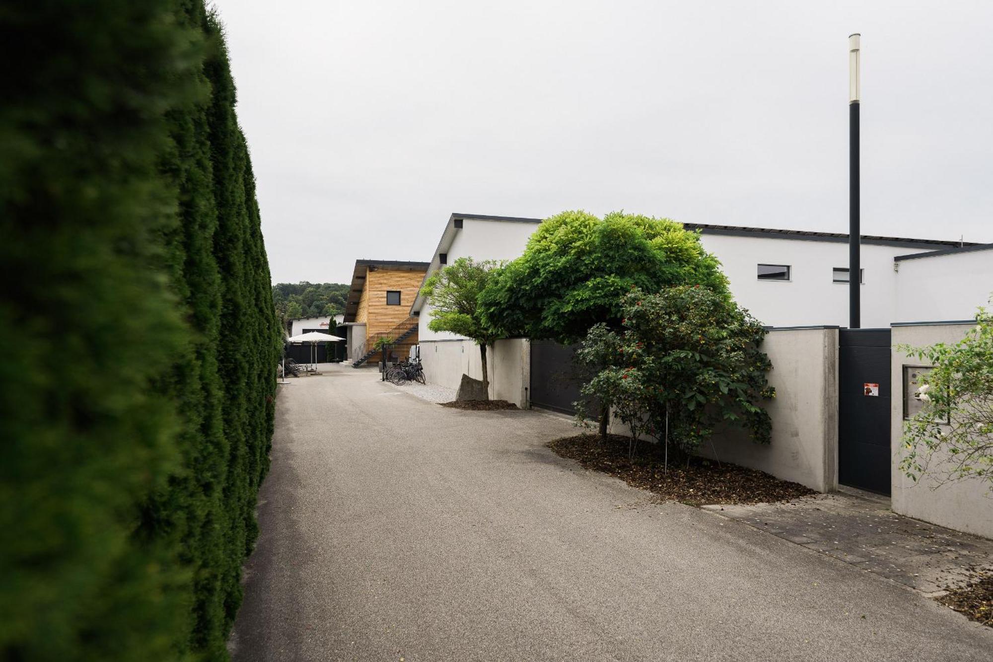 Aparthotel nah dran Dingolfing Bagian luar foto