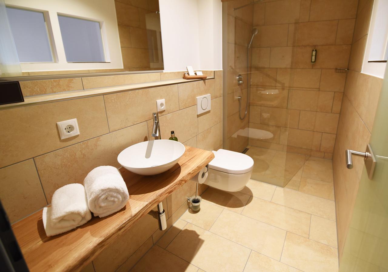 Aparthotel nah dran Dingolfing Bagian luar foto