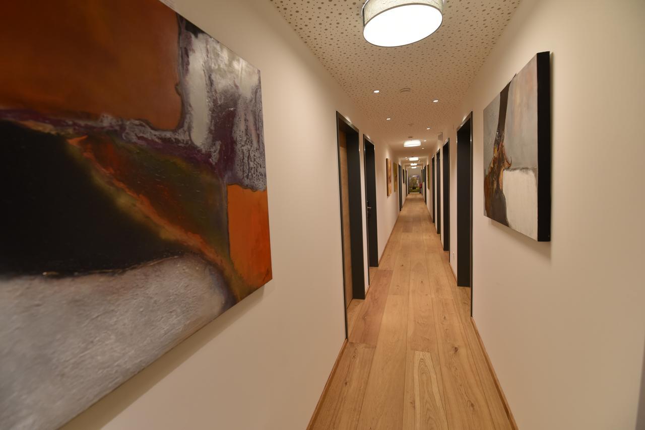 Aparthotel nah dran Dingolfing Bagian luar foto